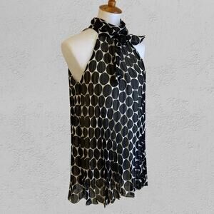 Vintage Forever 21 Flowy Accordion Top - Lined. Great Condition.